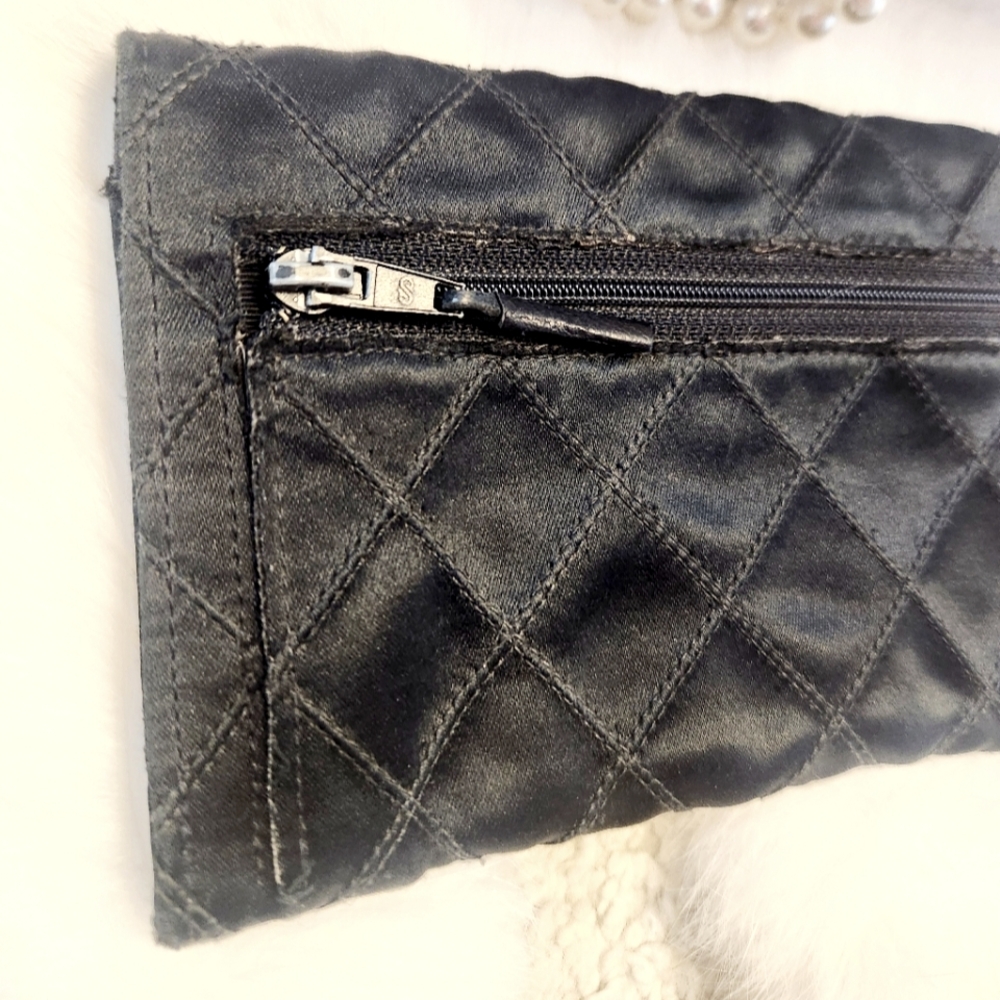 5️⃣0️⃣0️⃣ CHANEL Micro Purse/ Pearl Coin Purse - Picture 12 of 16